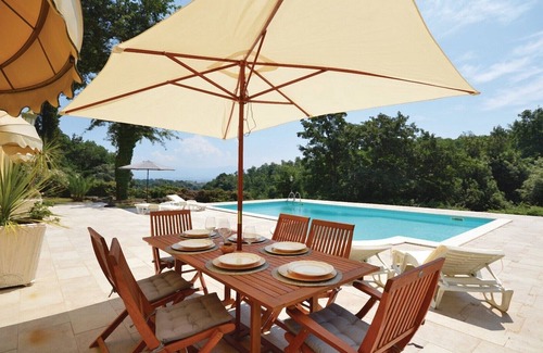 Castelnuovo di Porto Villa | Villa Fiore Immersed in the Roman countryside with panoramic views
