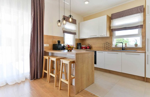 Zaton Villa | Villa First Hill with heated pool