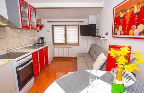 Matohanci House | VILLA FJORD Guest House with Pool