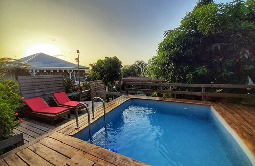 Le Vauclin Apartment | Villa Fleurs des Iles: Studio Bwa Banbou, cozy studio with sea view.
