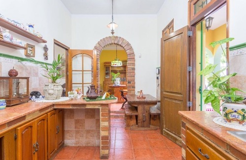 Plaza de la Revolucion House | Villa Florez