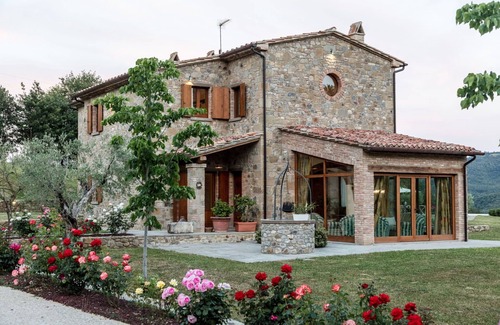 Umbertide Villa | Villa for 16 people with private pool