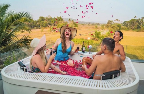 Nagoa Villa | Villa For Rent In North Goa- Luxury 5 Bedroom Villa in Goa