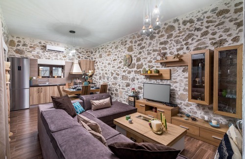 Zaros Villa | VILLA FOUNTARINIS ZAROS