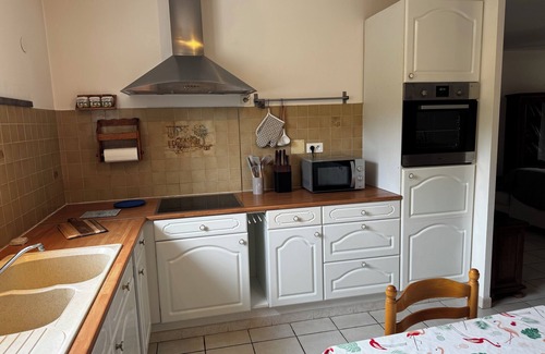 Garrigues-Sainte-Eulalie Villa | villa avec piscine pour 4 personne. Dans un petit village dans le sud de la FR.