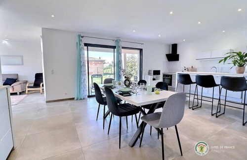 Saint-Didier-sous-Aubenas House | Villa Ophélia Neuve et Tout Confort À-côté D'aubenas Dans un Quartier Calme