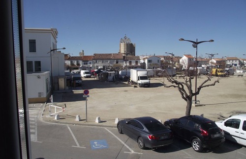 Saintes-Maries-de-la-Mer Villa | Villa village center