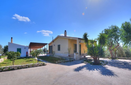 Floridia House | Villa Gabriele with private pool