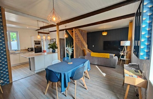 Cazeres House | Villa Garona with pool between Toulouse and Pyrenees mountains