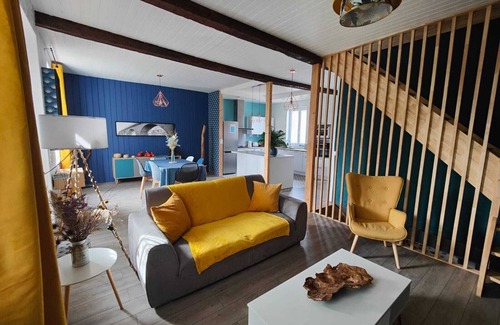 Cazeres House | Villa Garona with pool between Toulouse and Pyrenees mountains