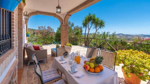 La Joya Villa | Villa Gema Antequera - La Joya by Ruralidays