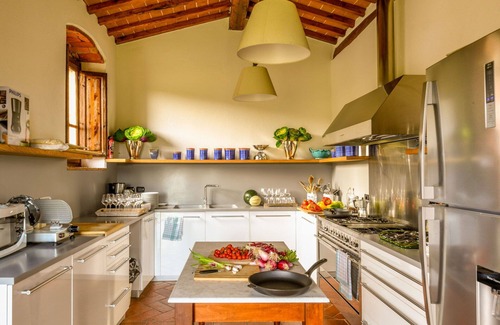 Rapale Villa | Villa Gerlino - Holiday Country House with private swimming pool in Chianti, Tuscany