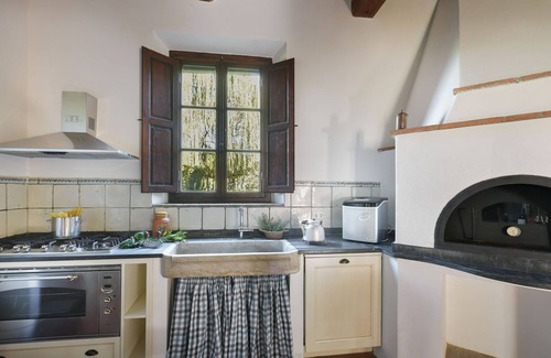 Toiano Villa | Villa Ginestraio 14, Emma Villas