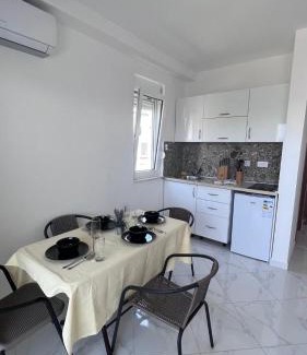 Bregvija Apartment | Villa Giovanna