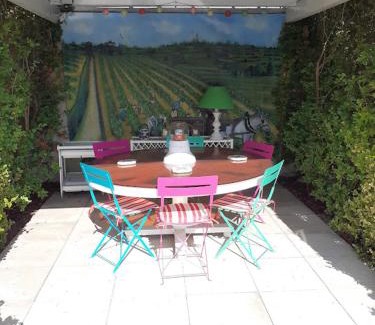 Ludon-Medoc Villa | Villa grand communal, piscine, 18km de Bordeaux