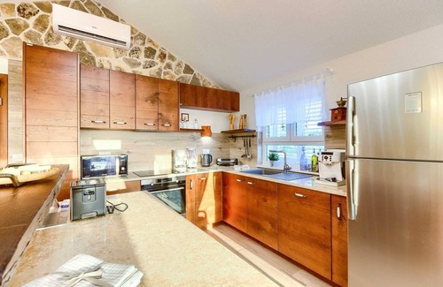 Dvornica Villa | Villa Grand View - 7 bedrooms, private pool, jacuzzi, playground and beaches nearby