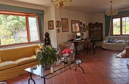 Capo Peloro Bed & Breakfast | Villa Grande