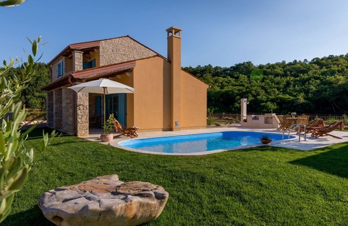 Vardica House | Villa Griota by Interhome
