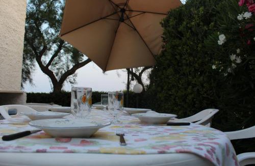 Torre Castiglione House | Villa Grotta Castiglione