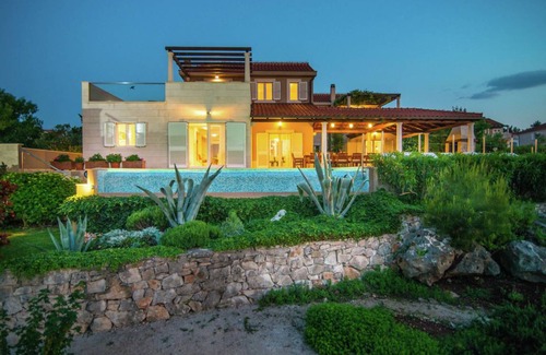 Mirce House | Villa Gumonca