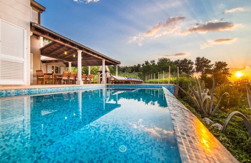 Mirce House | Villa Gumonca