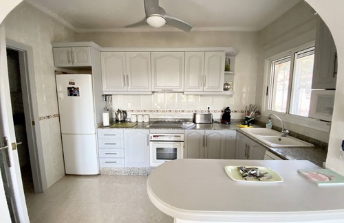Los Balcones Villa | Villa happy Place - 4 Bed 4 Bath sleeps 9, Private Pool, Full Air con , WIFI