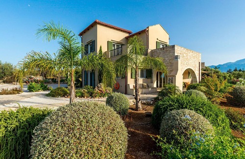 Apokoronas Villa | Villa Helios, luxury holiday home, private pool, peaceful rural environment