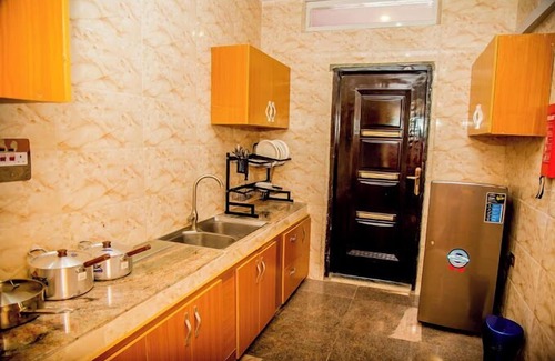 Uyo Apartment | Villa Hilton Hotels and Apartments