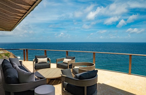 North Sound Villa | Villa Hummingbird by Fantasia Villas