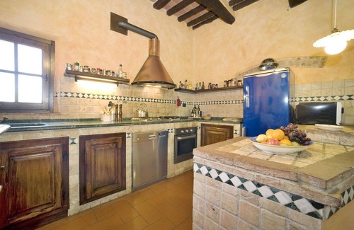Montopoli in Val d'Arno Villa | Villa in Montopoli In Val D'arno with 5 bedrooms sleeps 9