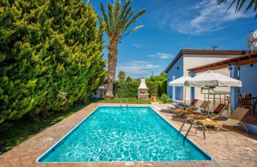 Polis Villa | Villa Ibiscus by Villa Plus