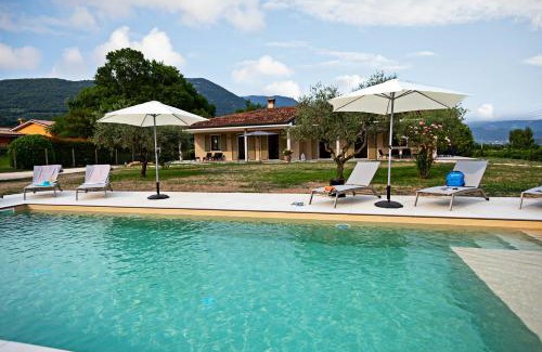 Costermano Ski Chalet | VILLA IDA - Regarda Travel