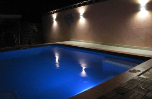 Daniel House | Villa Iguana complete with car SUV