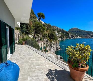 Vietri sul Mare Villa | Villa Il Carrubo - Amalfi Coast
