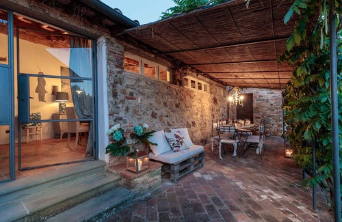 Sant'Andrea Villa | VILLA IL TINAIO Romantic Secluded Farmhouse with Private Pool