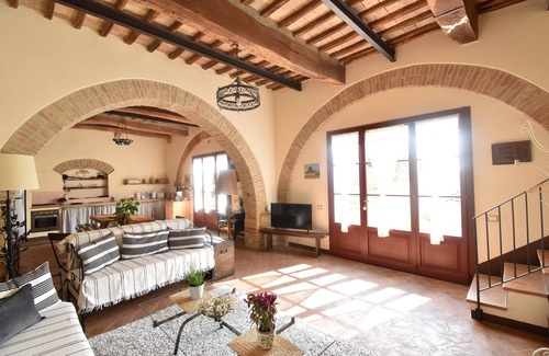 Villa Parigini Villa | Villa in Chianti near Siena, view of garden and private pool