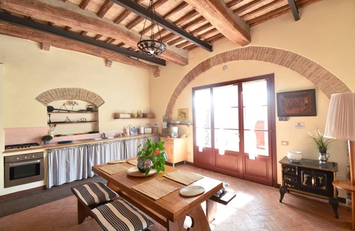 Villa Parigini Villa | Villa in Chianti near Siena, view of garden and private pool