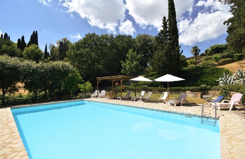 Villa Parigini Villa | Villa in Chianti near Siena, view of garden and private pool