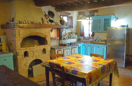 Piosina Villa | Villa in Città Di Castello with 10 bedrooms sleeps 27