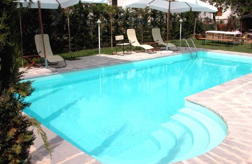 Piosina Villa | Villa in Città Di Castello with 10 bedrooms sleeps 27