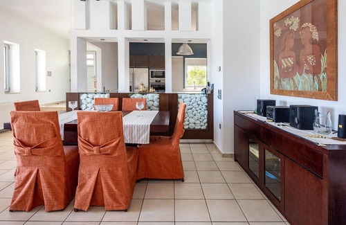 Katsikia House | Villa in Crete with Private Pool & BBQ