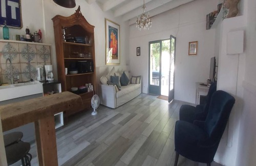 Meounes-les-Montrieux House | Villa in Méounes near Bandol Beach