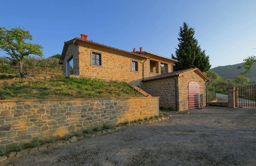 Castiglion Fiorentino Villa | Villa in Mammi with Pool near Florence