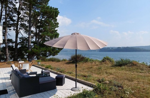 Hanvec House | Villa in Le Faou with Panoramic Sea Views
