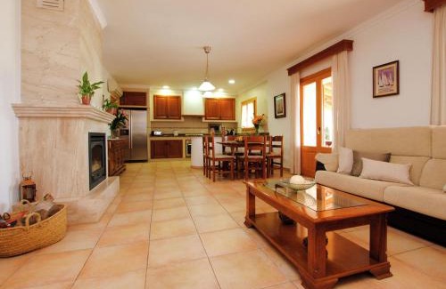 Marratxinet House | Villa in Mallorca with Private Pool