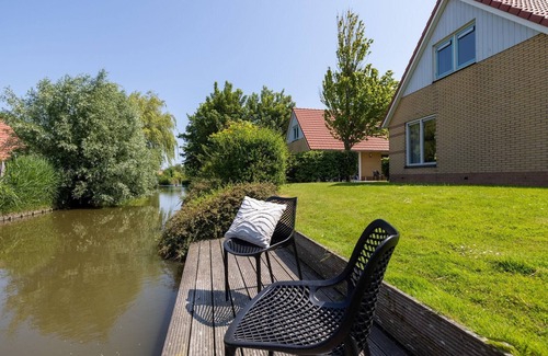 Andijk House | Villa in Medemblik near Waterfront