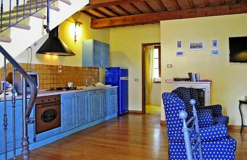 Ramazzano Villa | Villa in Ponte Felcino with 4 bedrooms sleeps 14