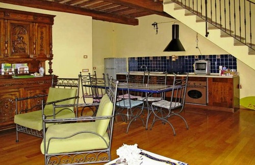 Ramazzano Villa | Villa in Ponte Felcino with 4 bedrooms sleeps 14
