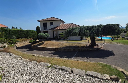 Millery Villa | Villa in the hills above Lyon with swimming pool, ideal for families.