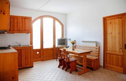 Giugnano Apartment | Villa in Tuscany near Vinci Museum